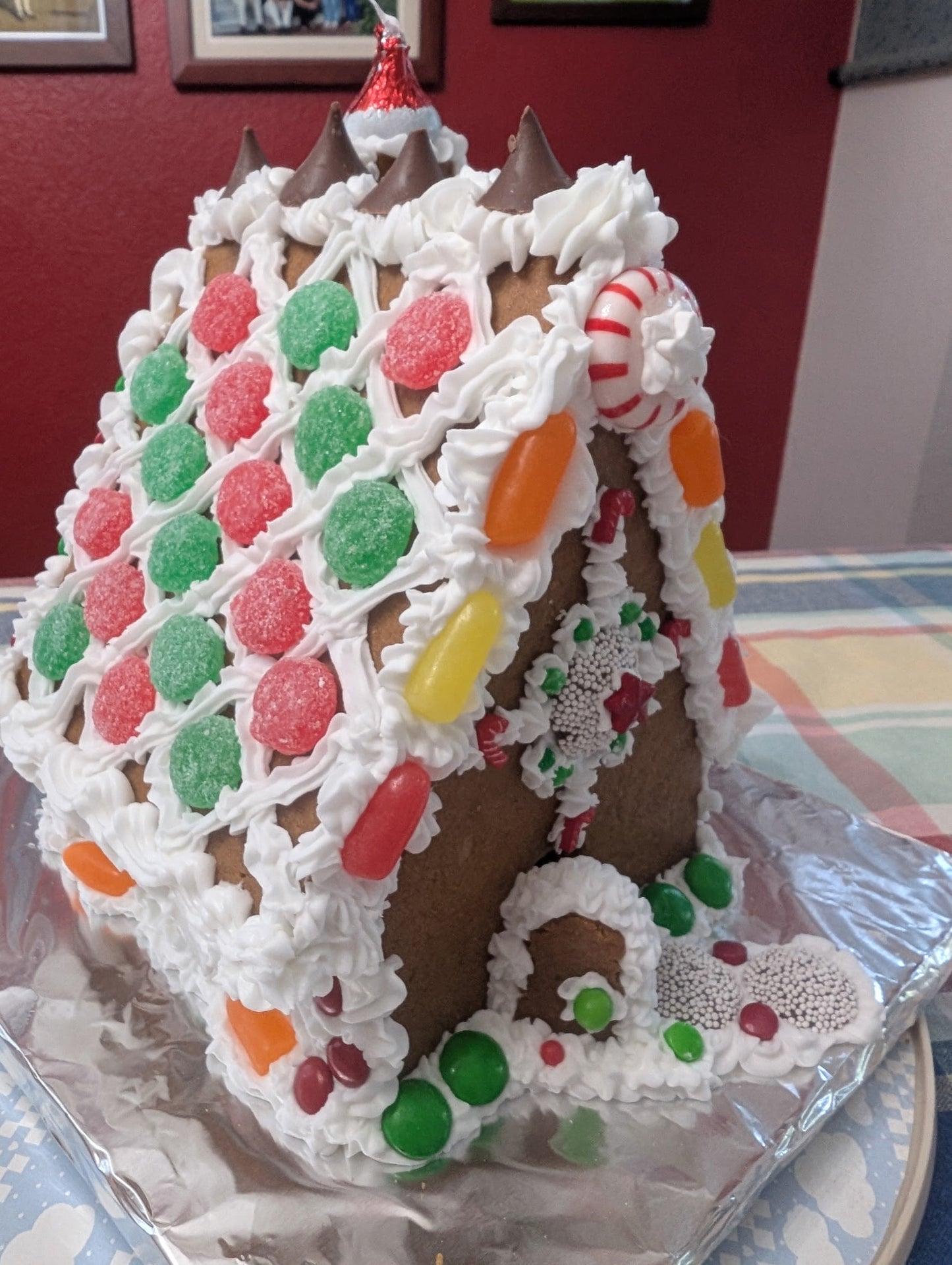 Build a Gingerbread House (Adult or Mama + Mini)