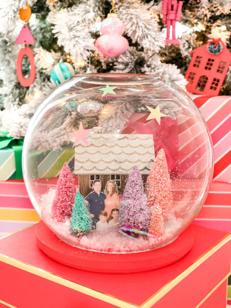 Snow Globe Workshop with Lilah ( a super creative talented local 12 year old!) Kids only or Mama and Mini -